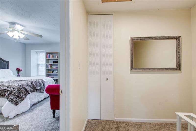 10 Market Square Place NW