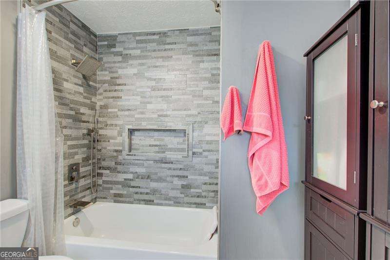 10 Market Square Place NW