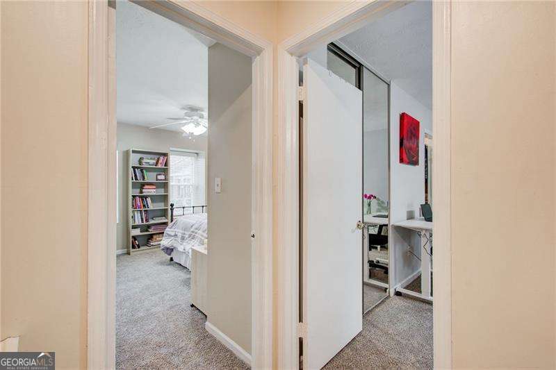 10 Market Square Place NW