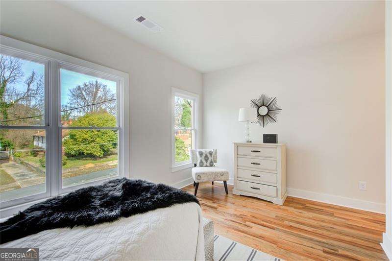 1240 Oakland Terrace SW # B