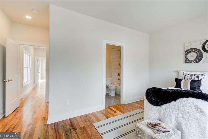 1240 Oakland Terrace SW # B