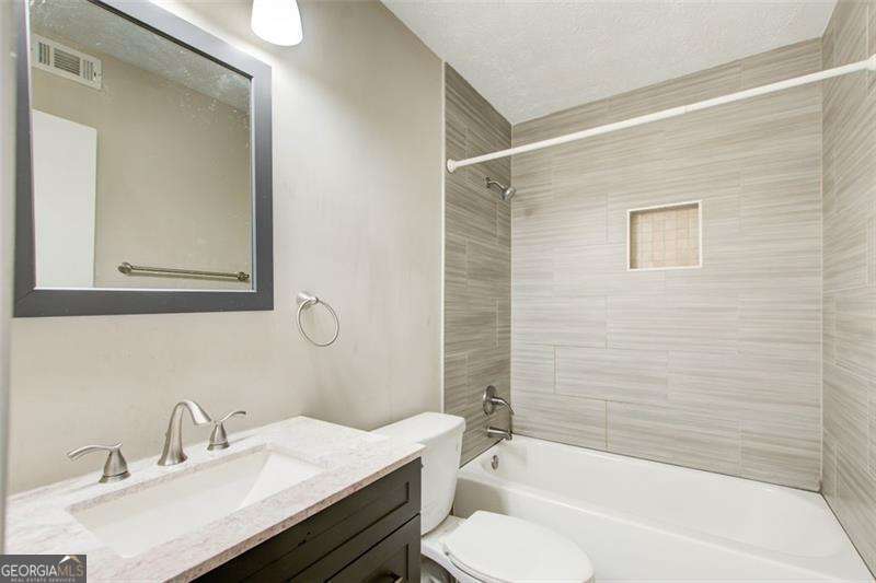 1301 Parkaire Crossing