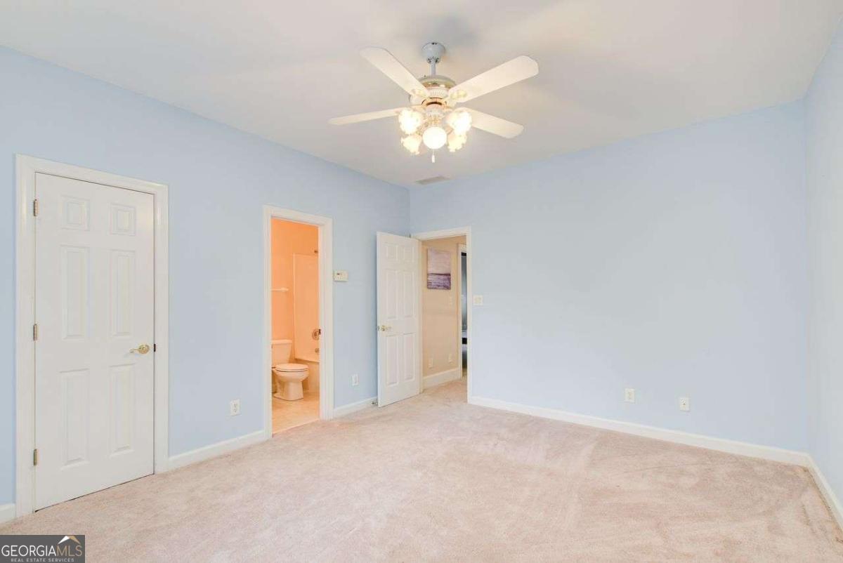 1350 Whitley Road