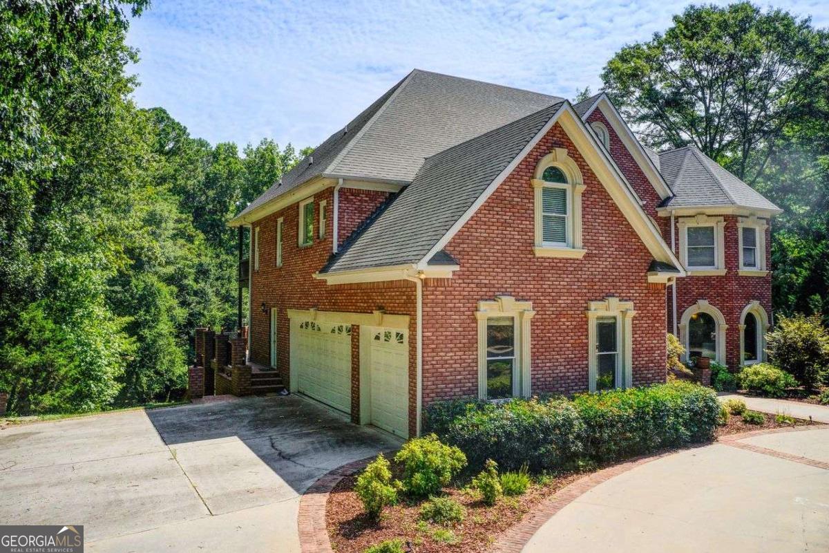 1350 Whitley Road