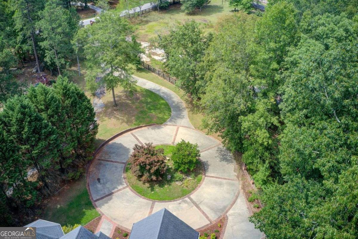 1350 Whitley Road