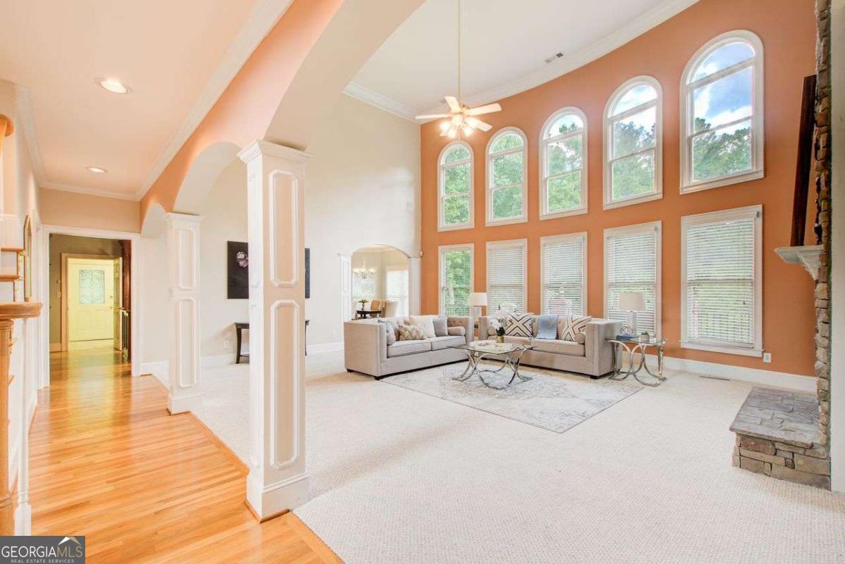 1350 Whitley Road