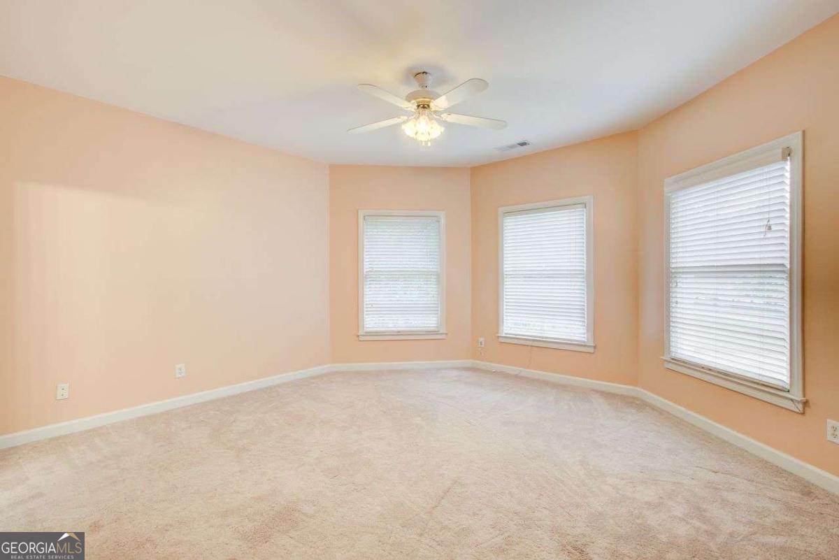 1350 Whitley Road