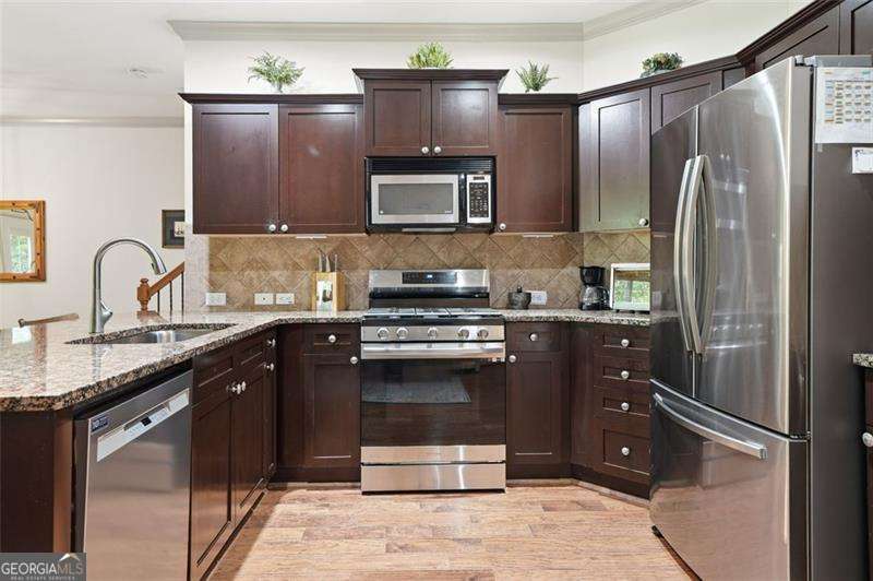 1114 Firethorne Pass