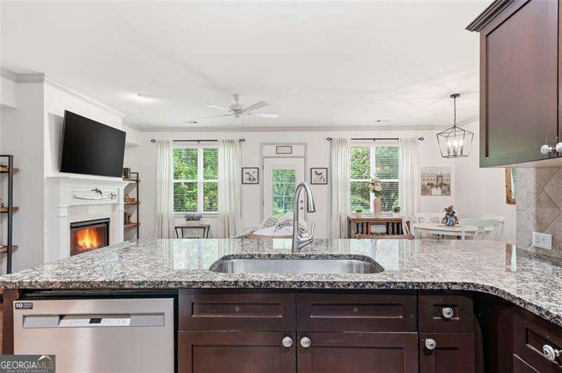 1114 Firethorne Pass