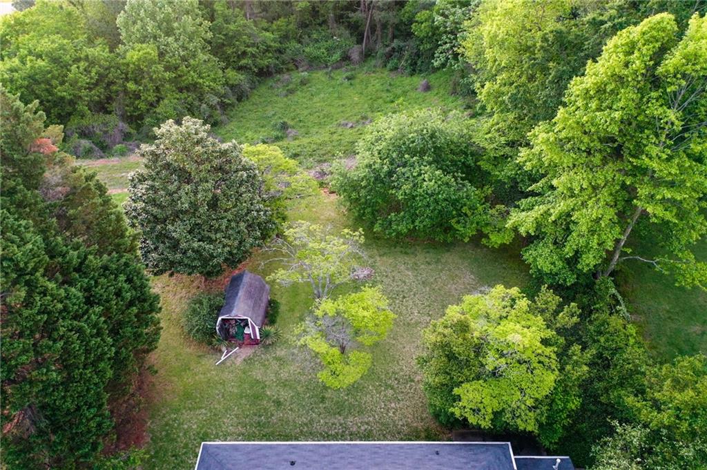 5845 Lakeshore Drive