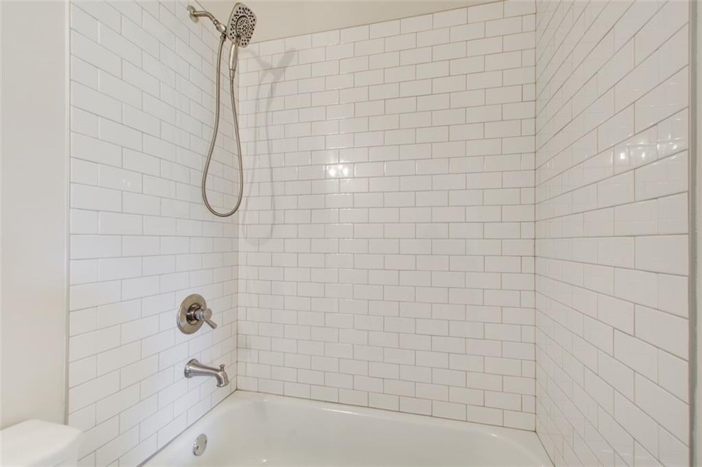 1240 Oakland Terrace SW Unit B