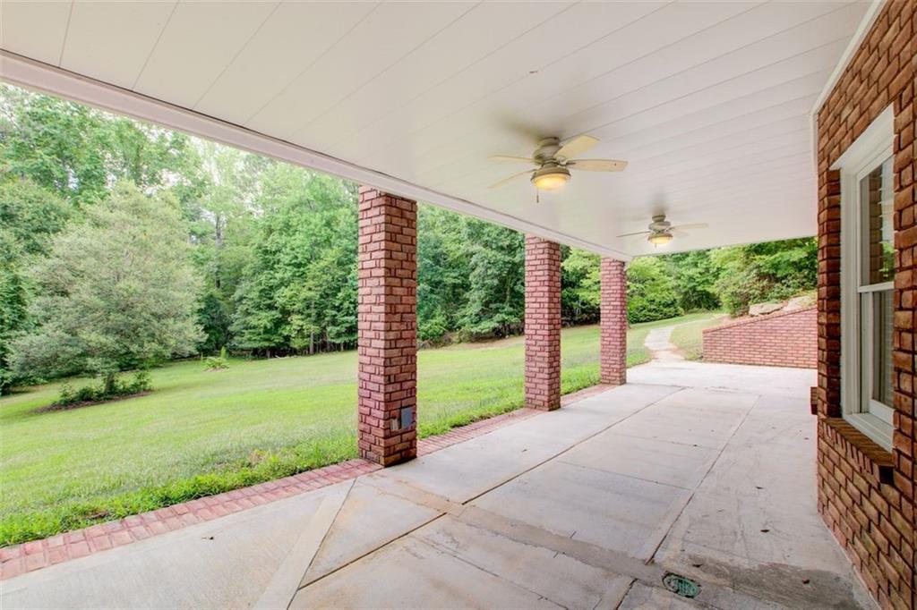 1350 Whitley Road