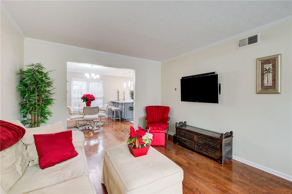 10 Market Square Place NW