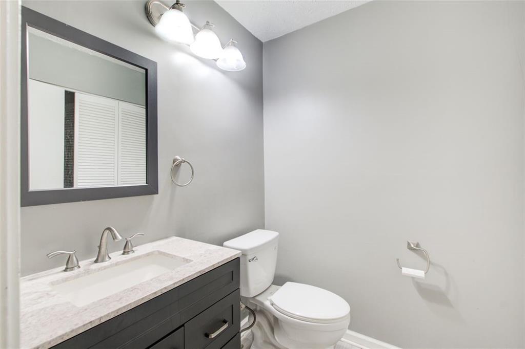 1301 Parkaire Crossing