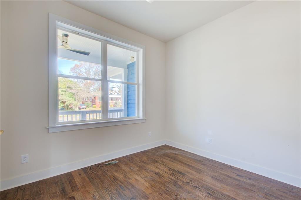 1236 Oakland Terrace SW Unit A