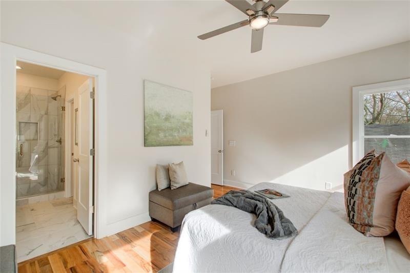 1240 Oakland Terrace SW Unit B