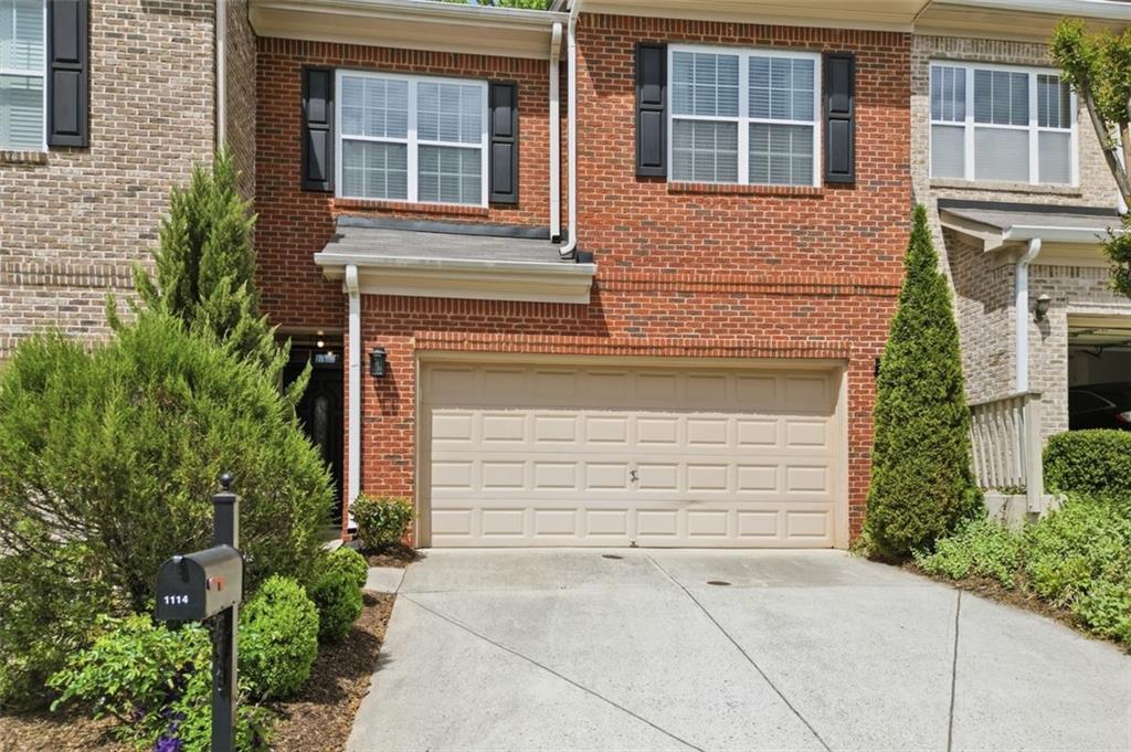 1114 Firethorne Pass