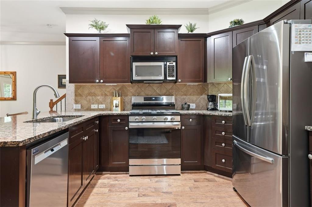 1114 Firethorne Pass