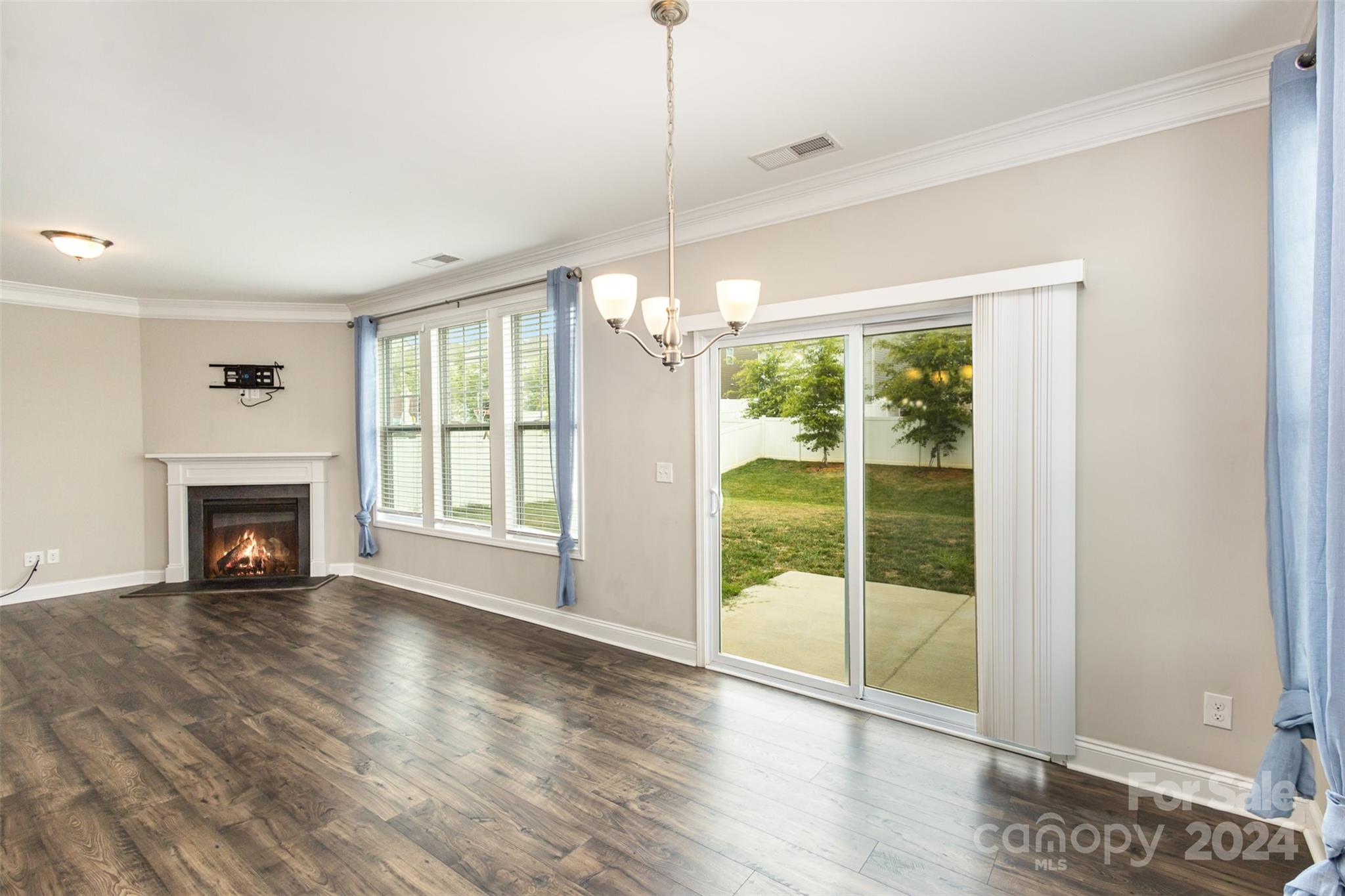 1504 Cambria Court