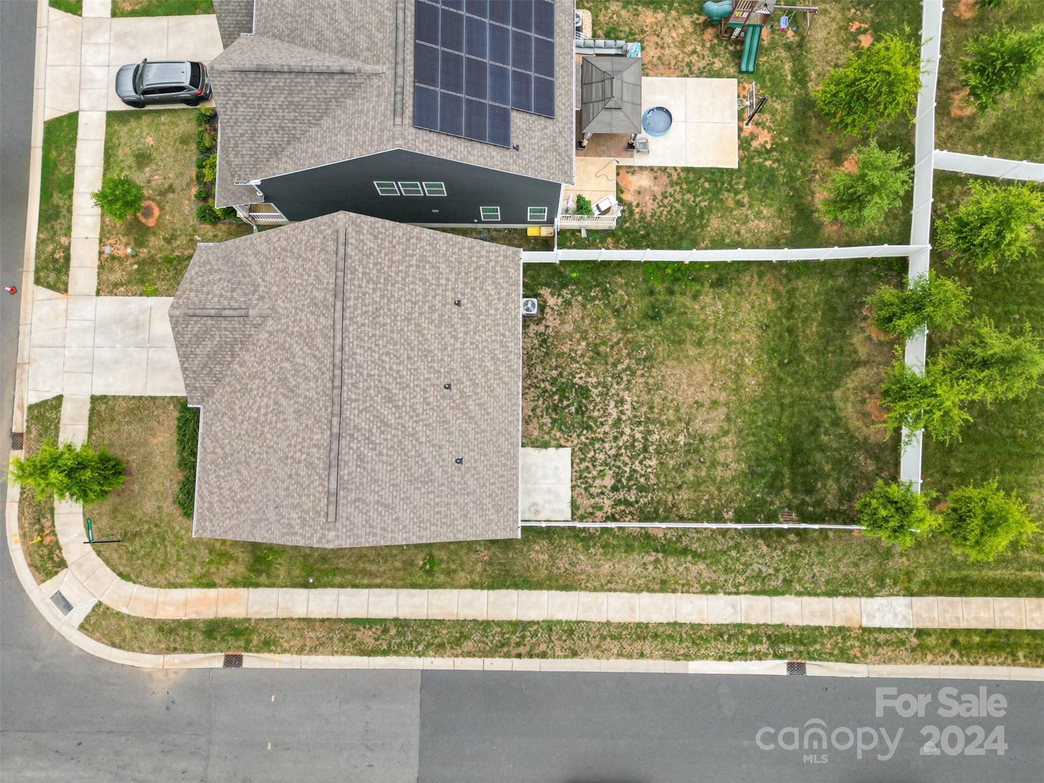 1504 Cambria Court