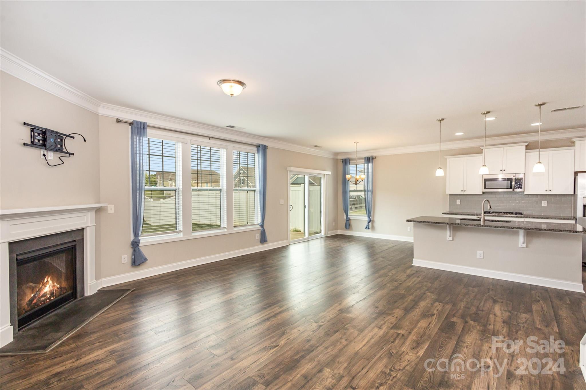 1504 Cambria Court