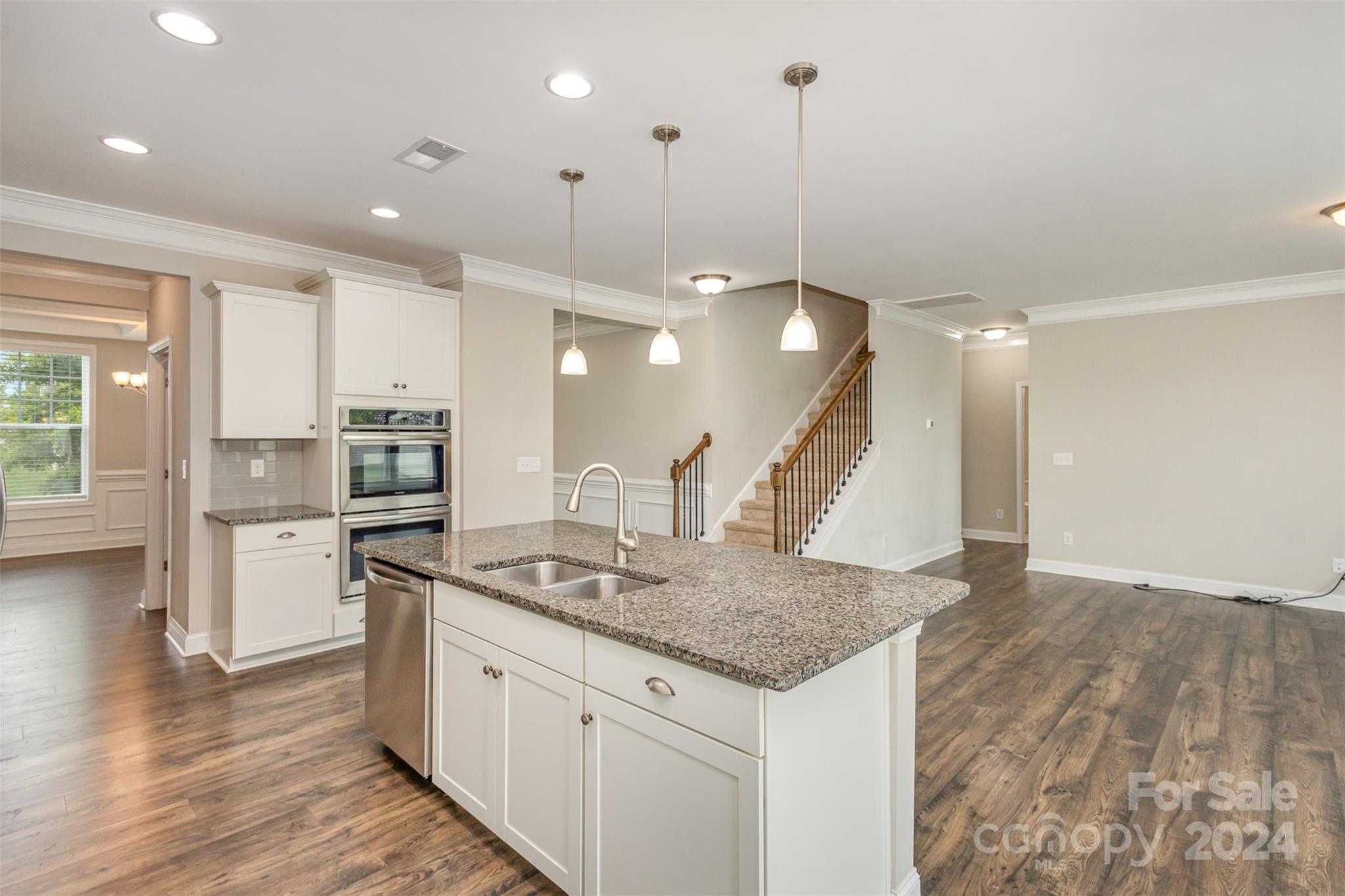 1504 Cambria Court