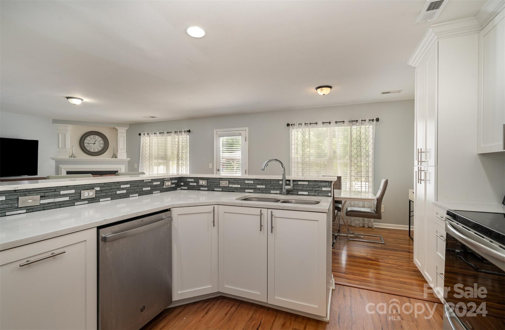 5620 Chiefly Court