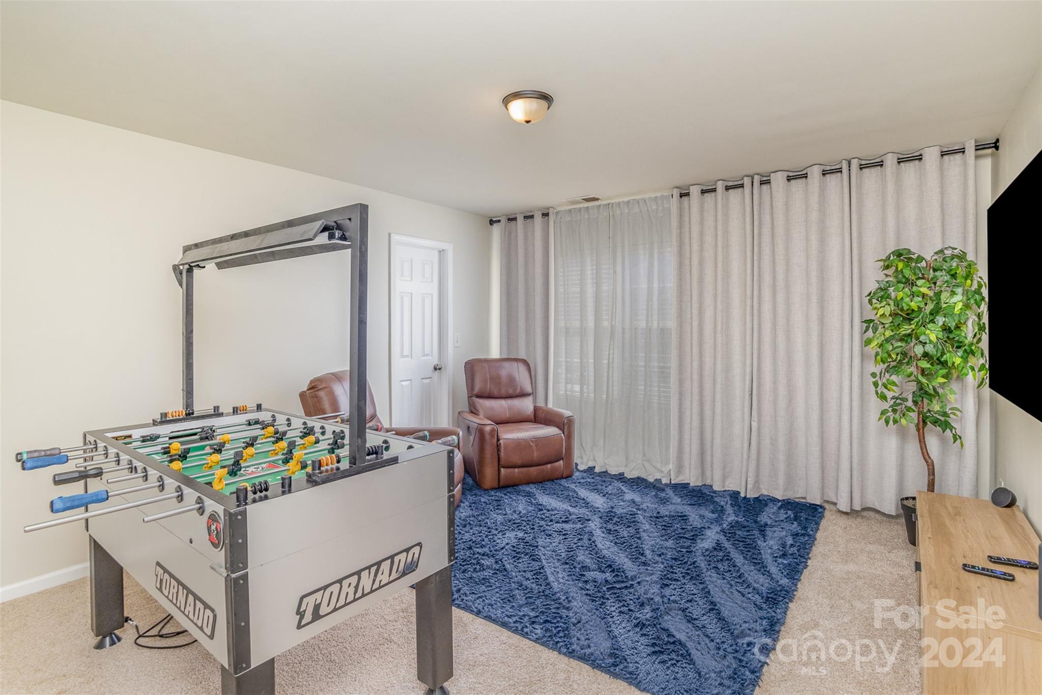 5620 Chiefly Court