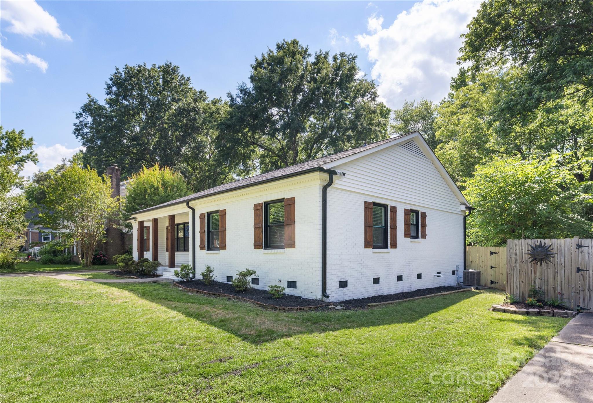 4101 Tamerlane Drive