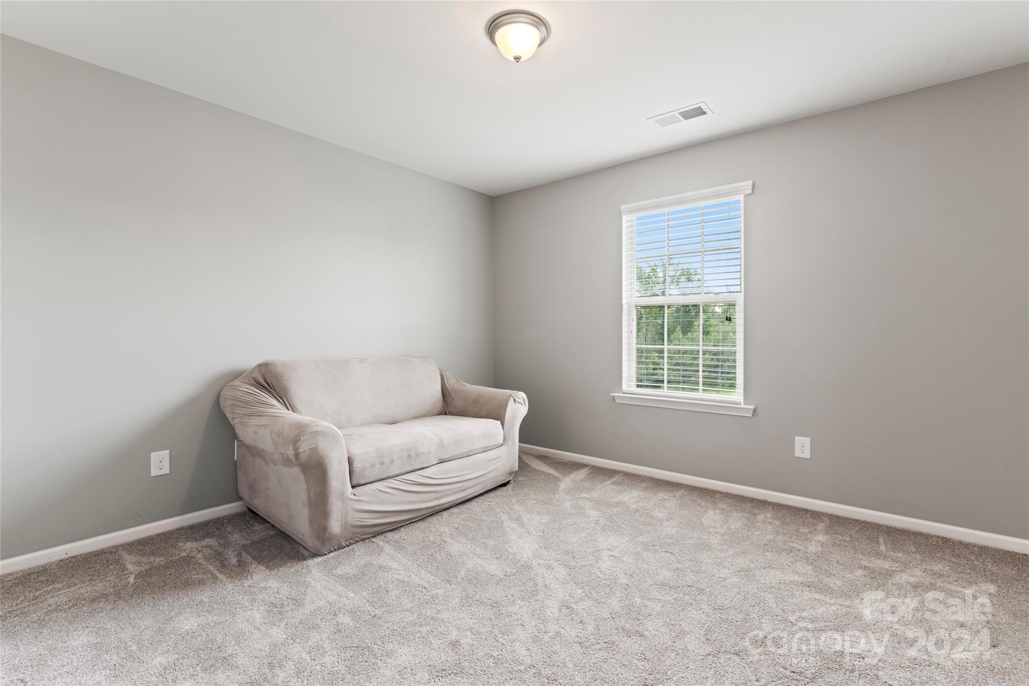 1486 Tomkins Knob Drive