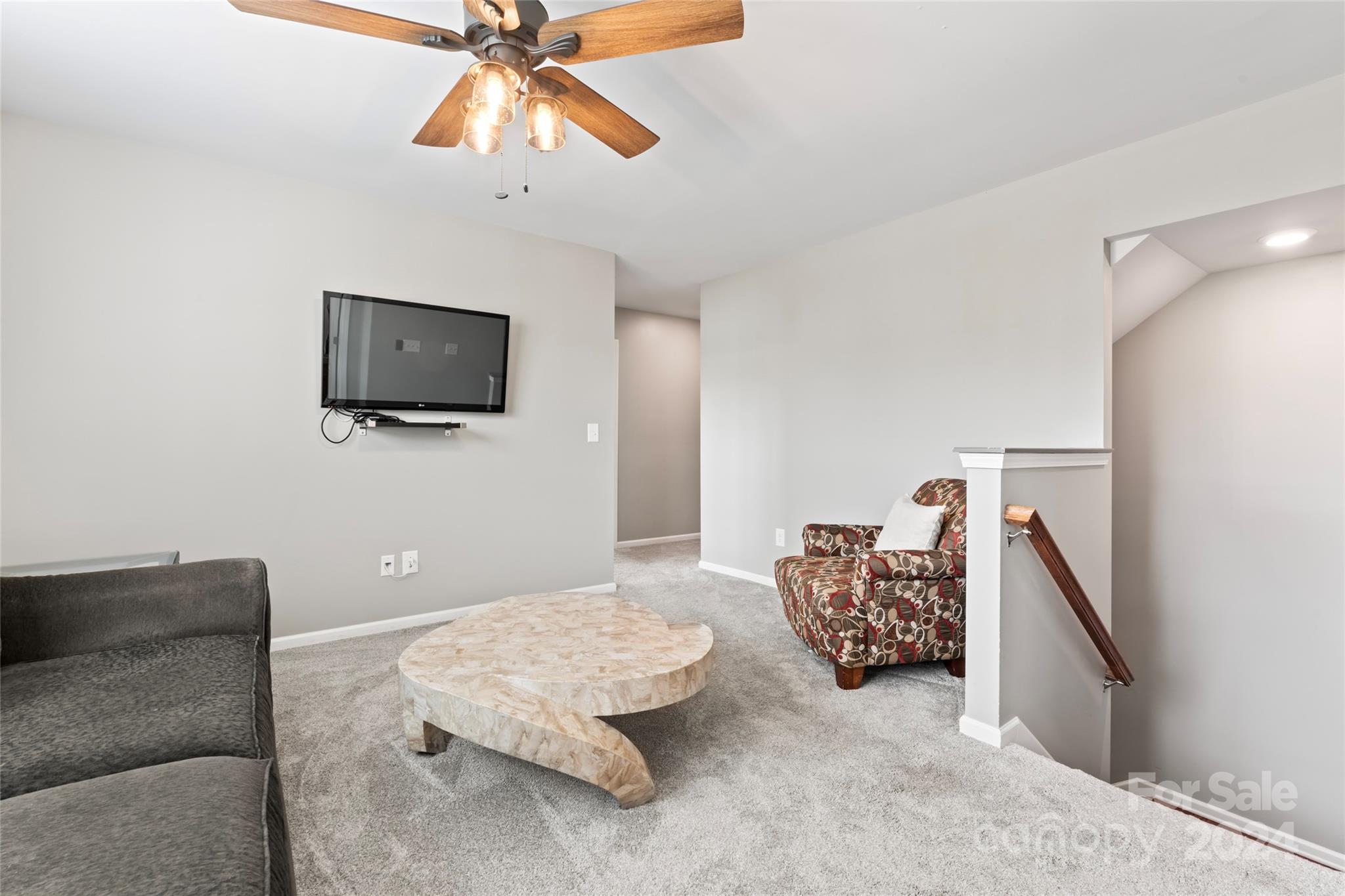1486 Tomkins Knob Drive