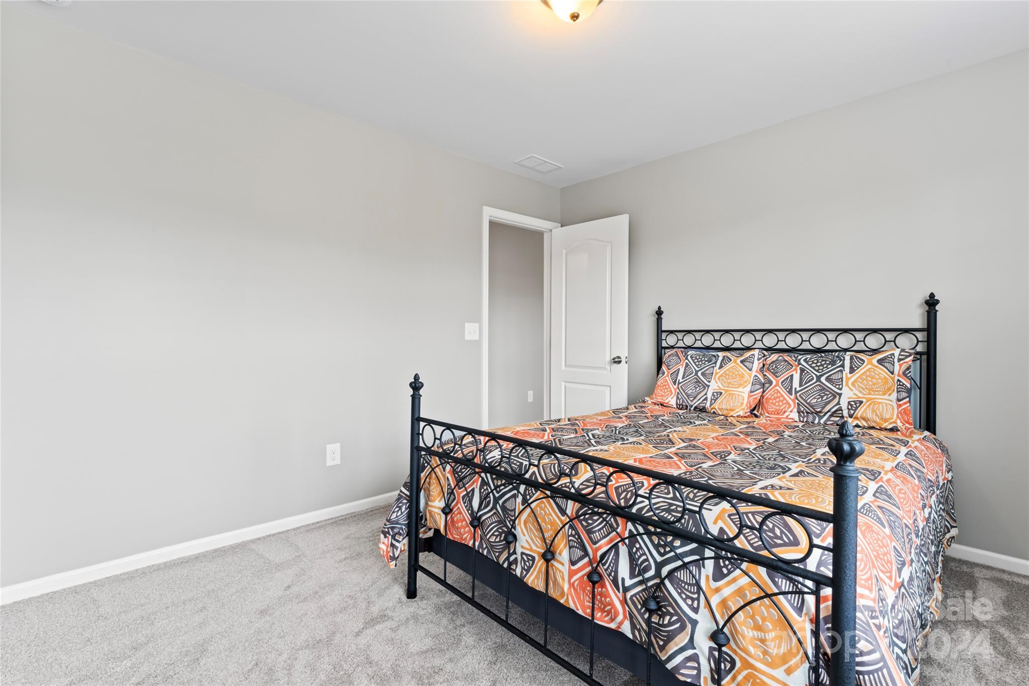 1486 Tomkins Knob Drive