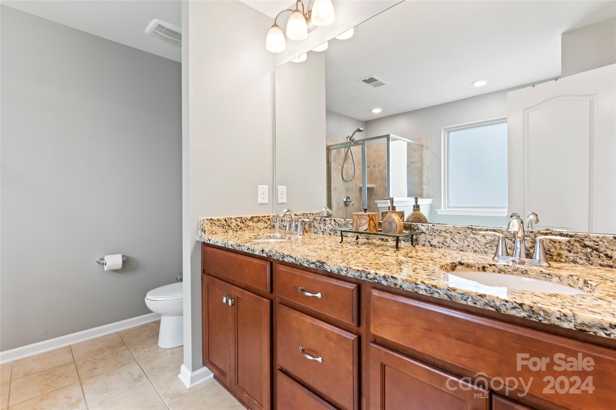 1486 Tomkins Knob Drive
