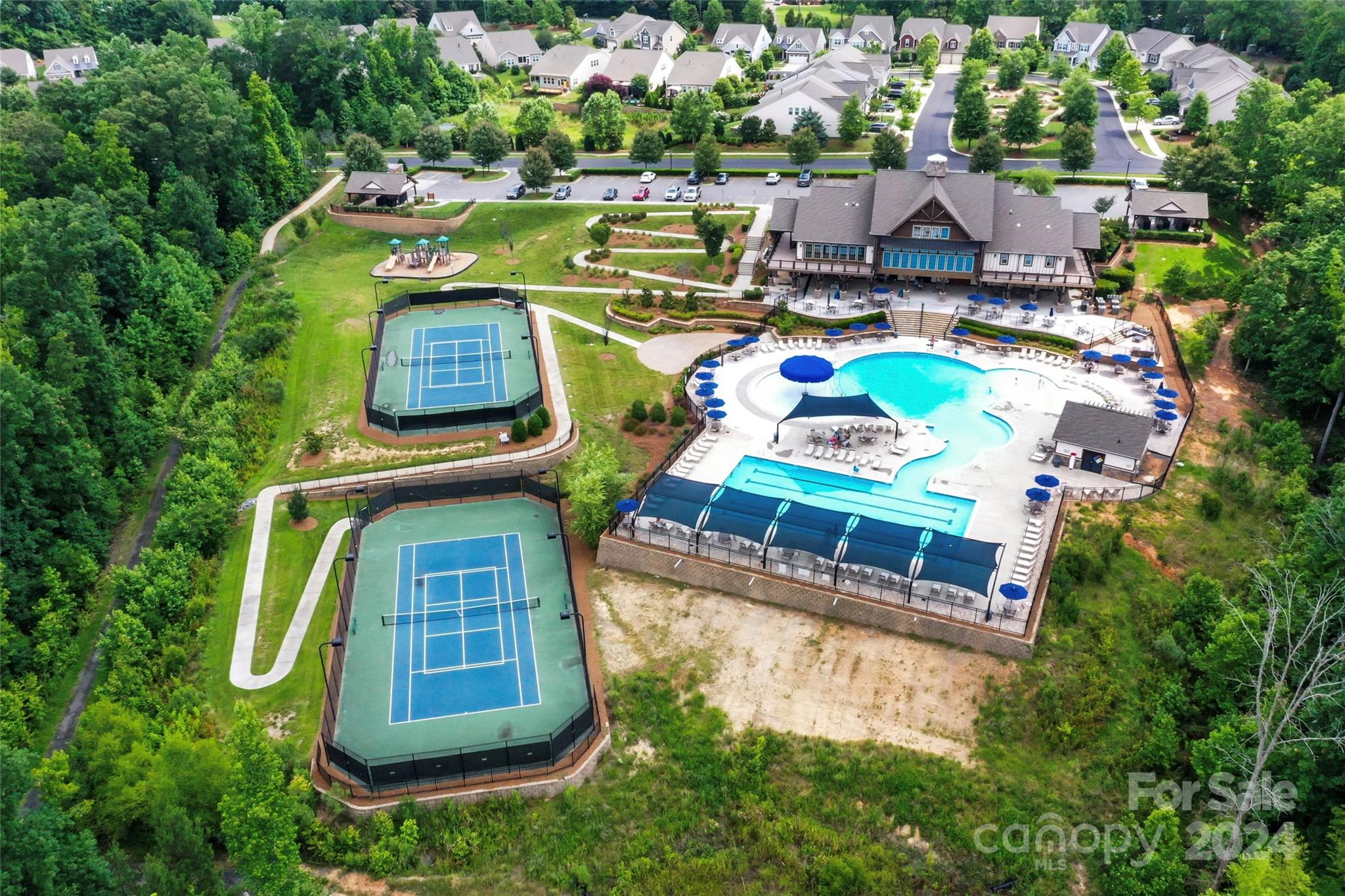 1486 Tomkins Knob Drive