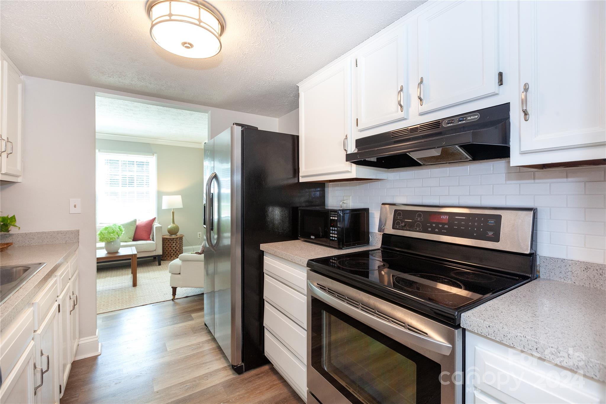 1201 Scaleybark Road Unit: B