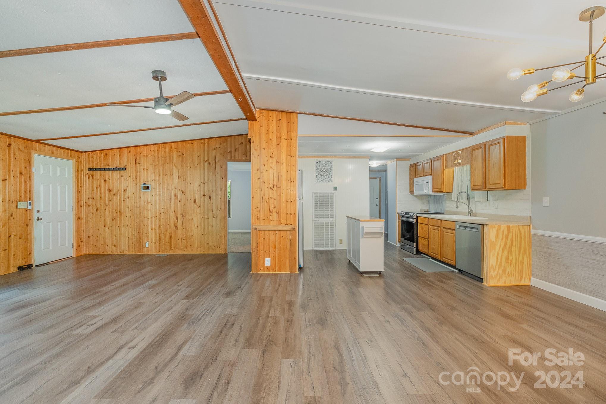 1824 Tifton Court