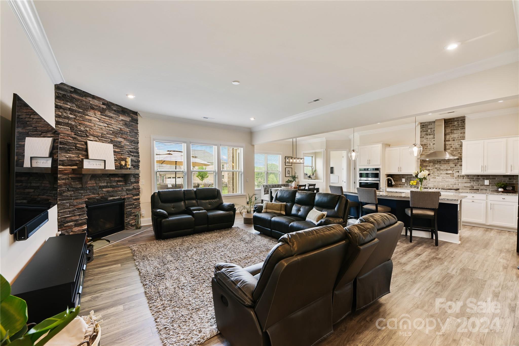 6711 Calvert Commons Drive