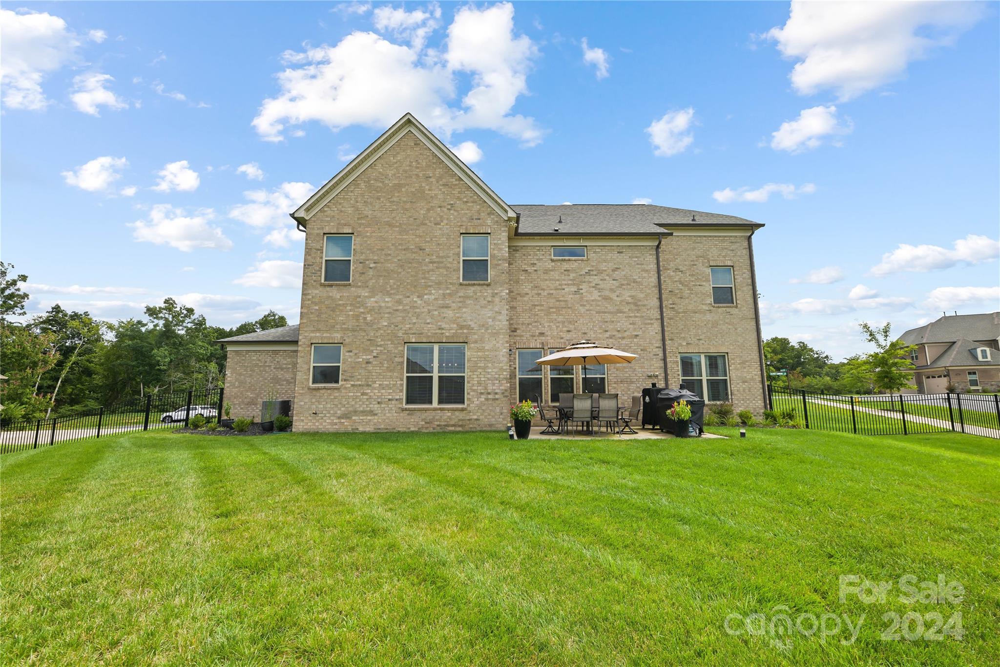 6711 Calvert Commons Drive