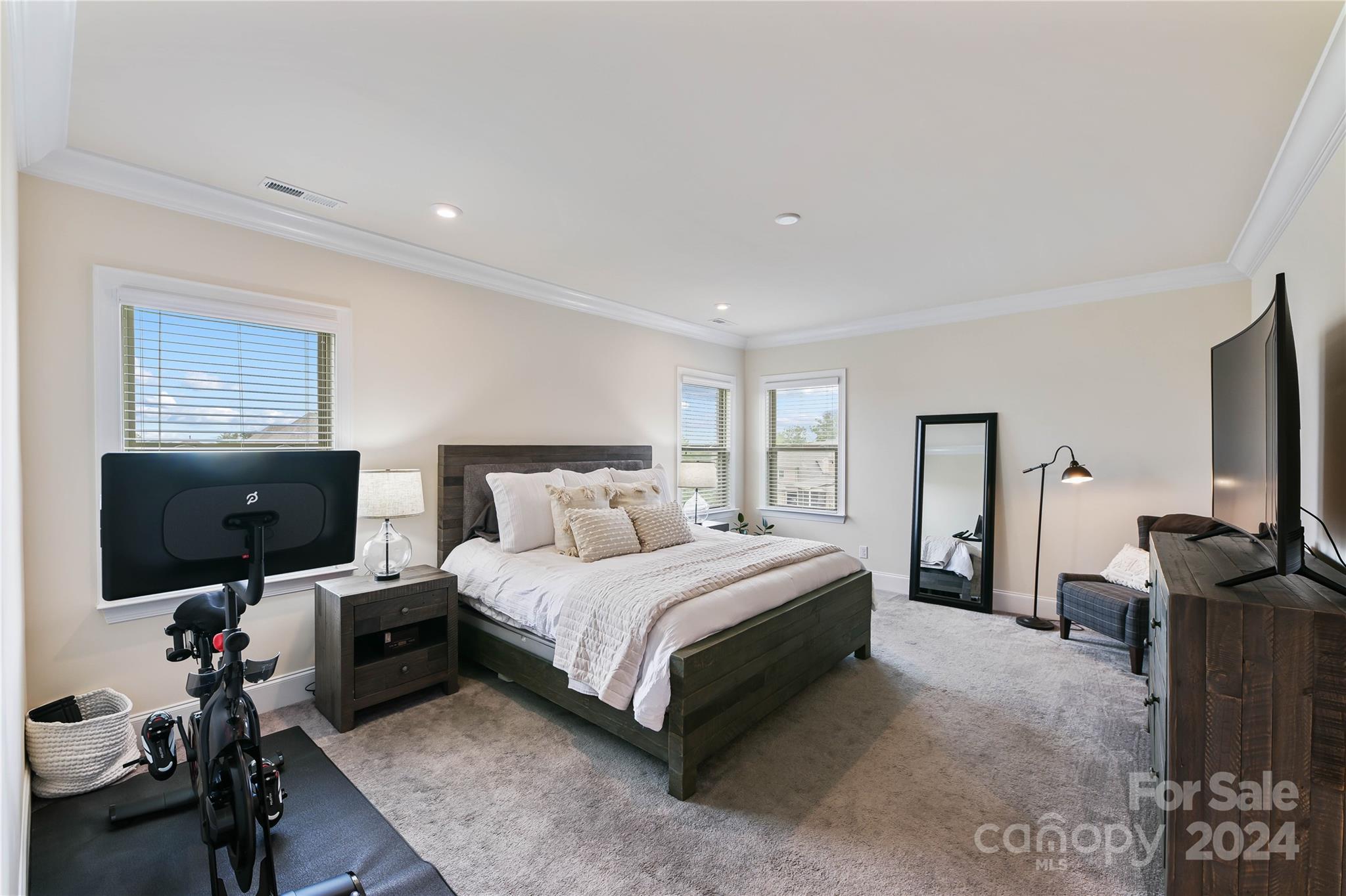 6711 Calvert Commons Drive