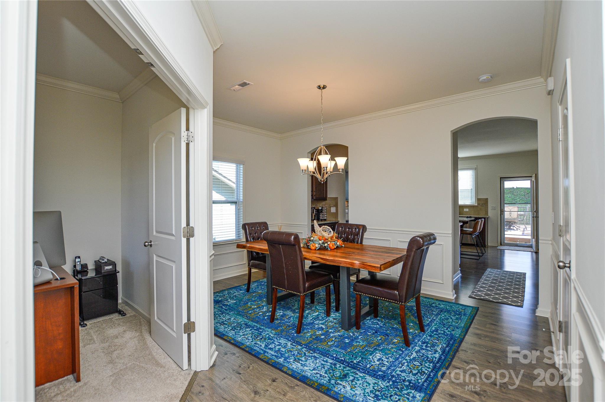 4418 Huntley Glen Drive