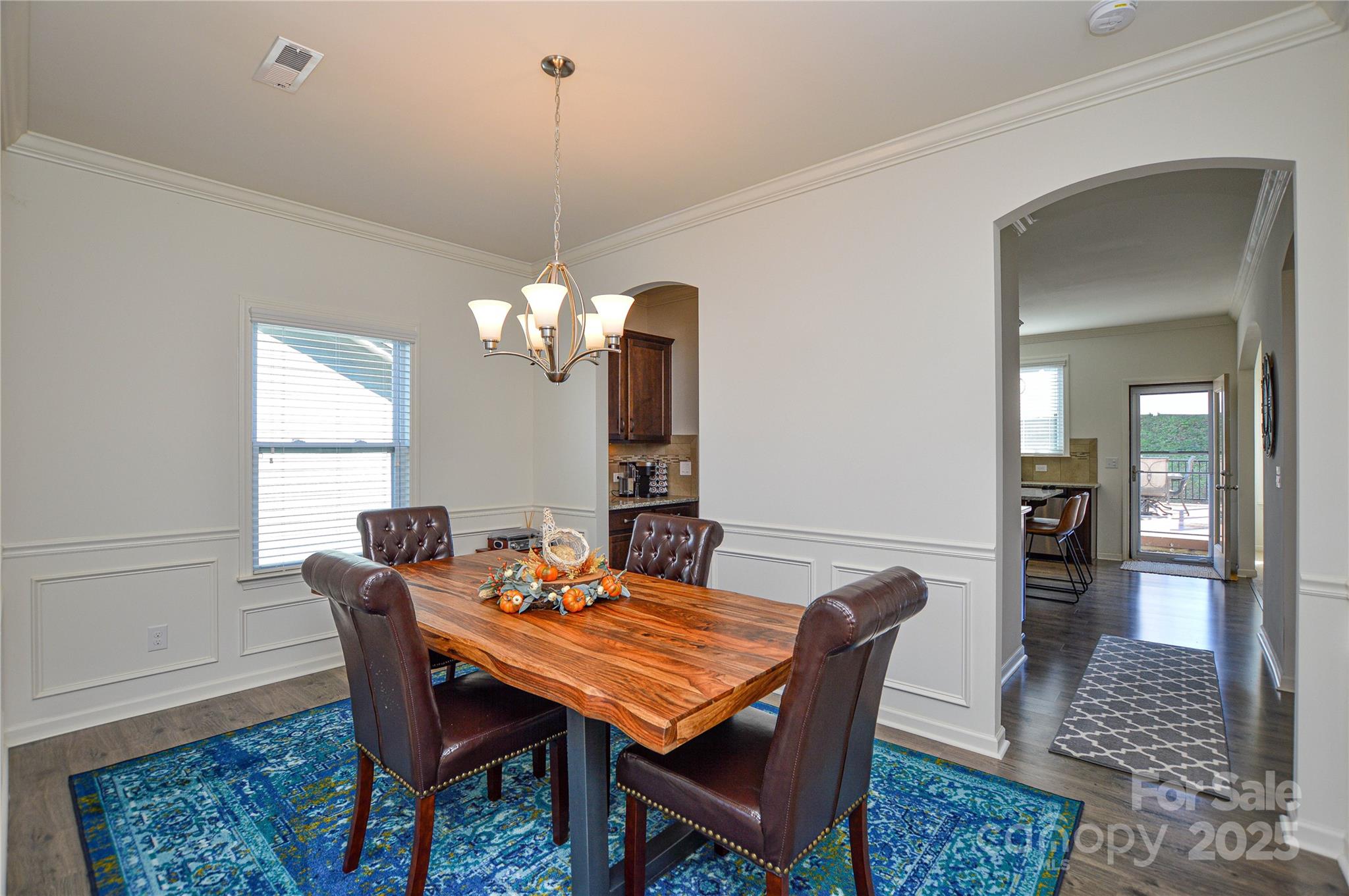4418 Huntley Glen Drive