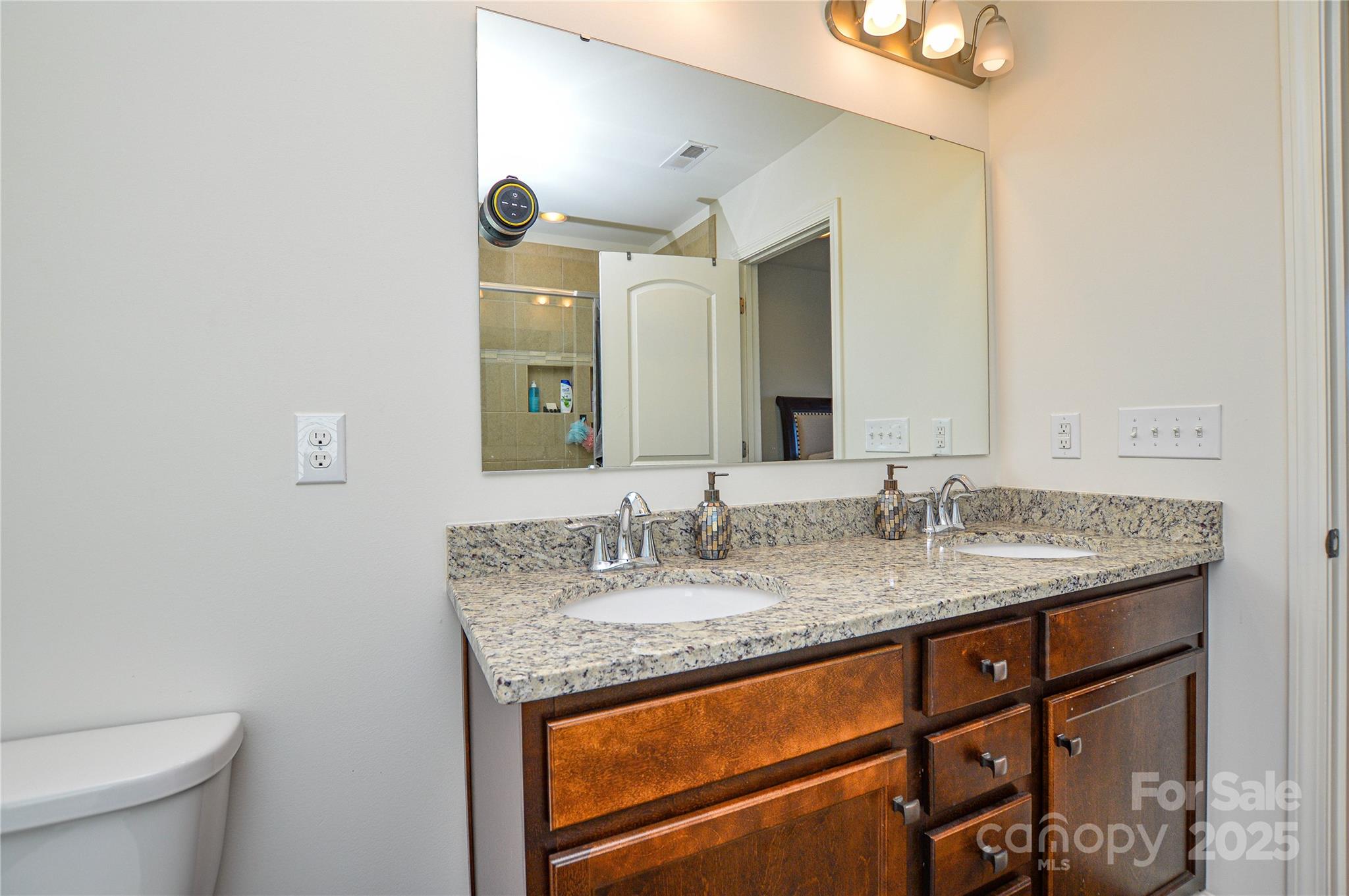 4418 Huntley Glen Drive