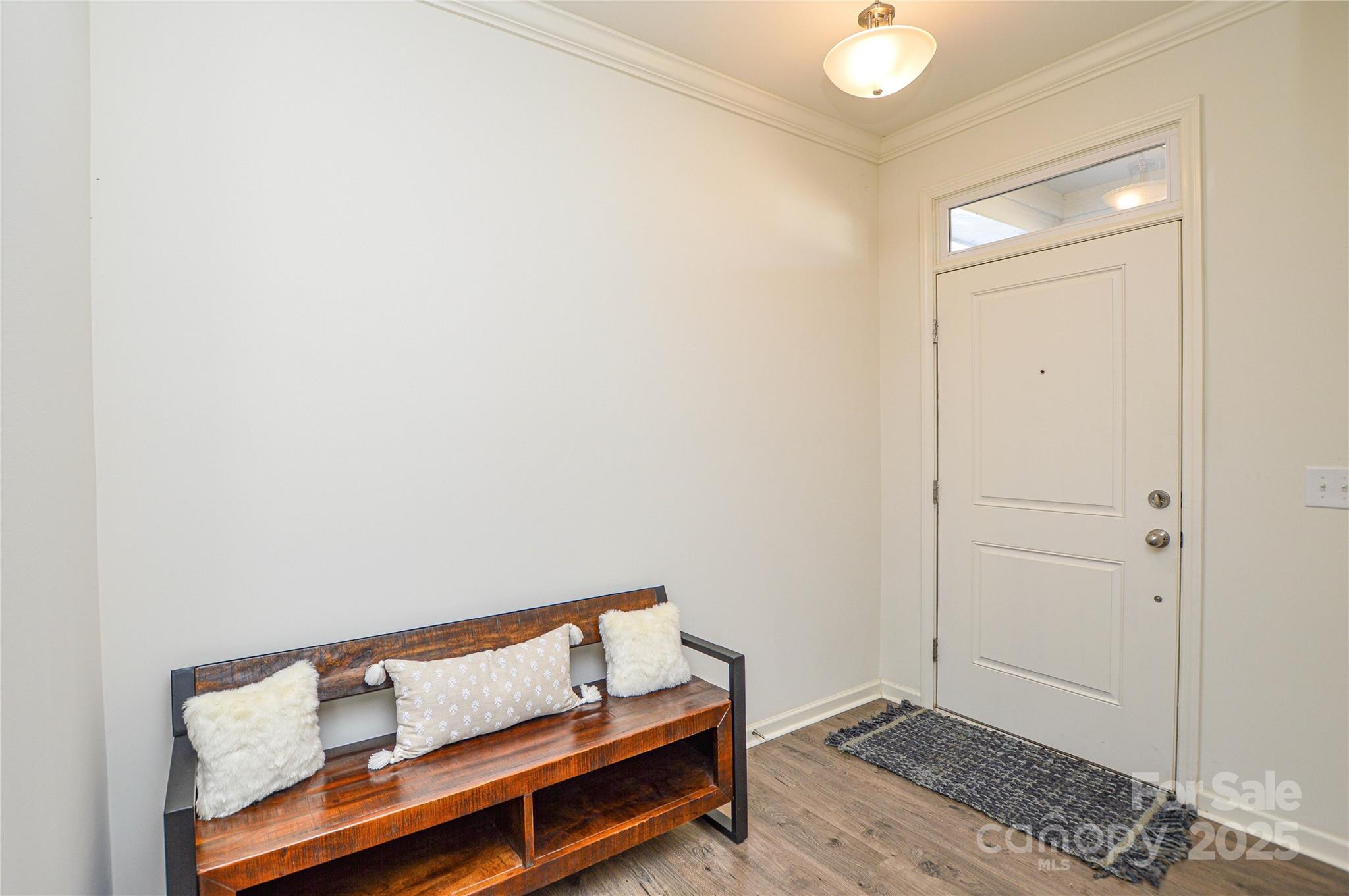 4418 Huntley Glen Drive