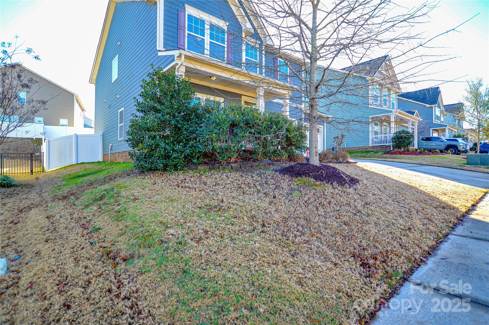 4418 Huntley Glen Drive