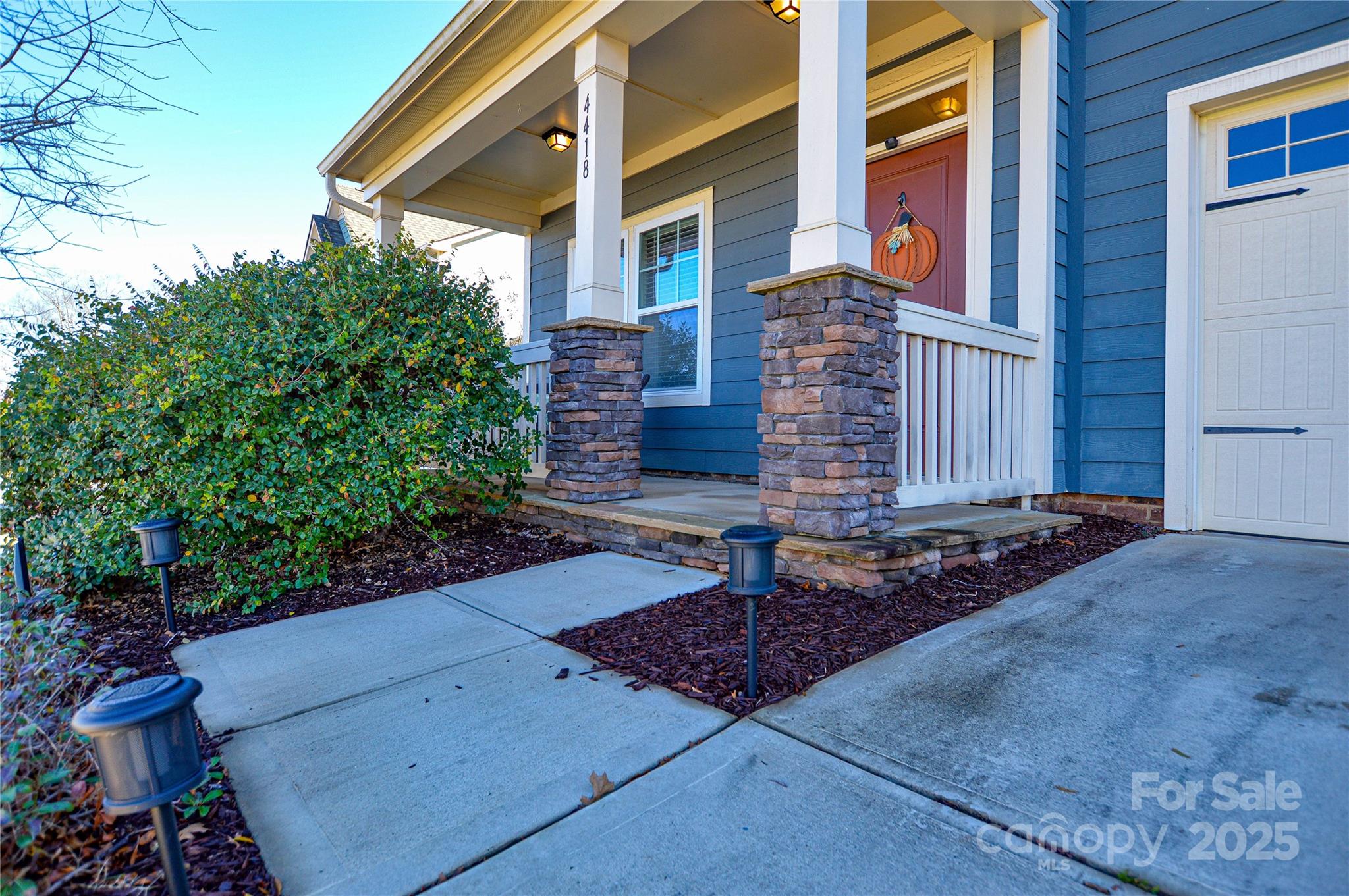 4418 Huntley Glen Drive