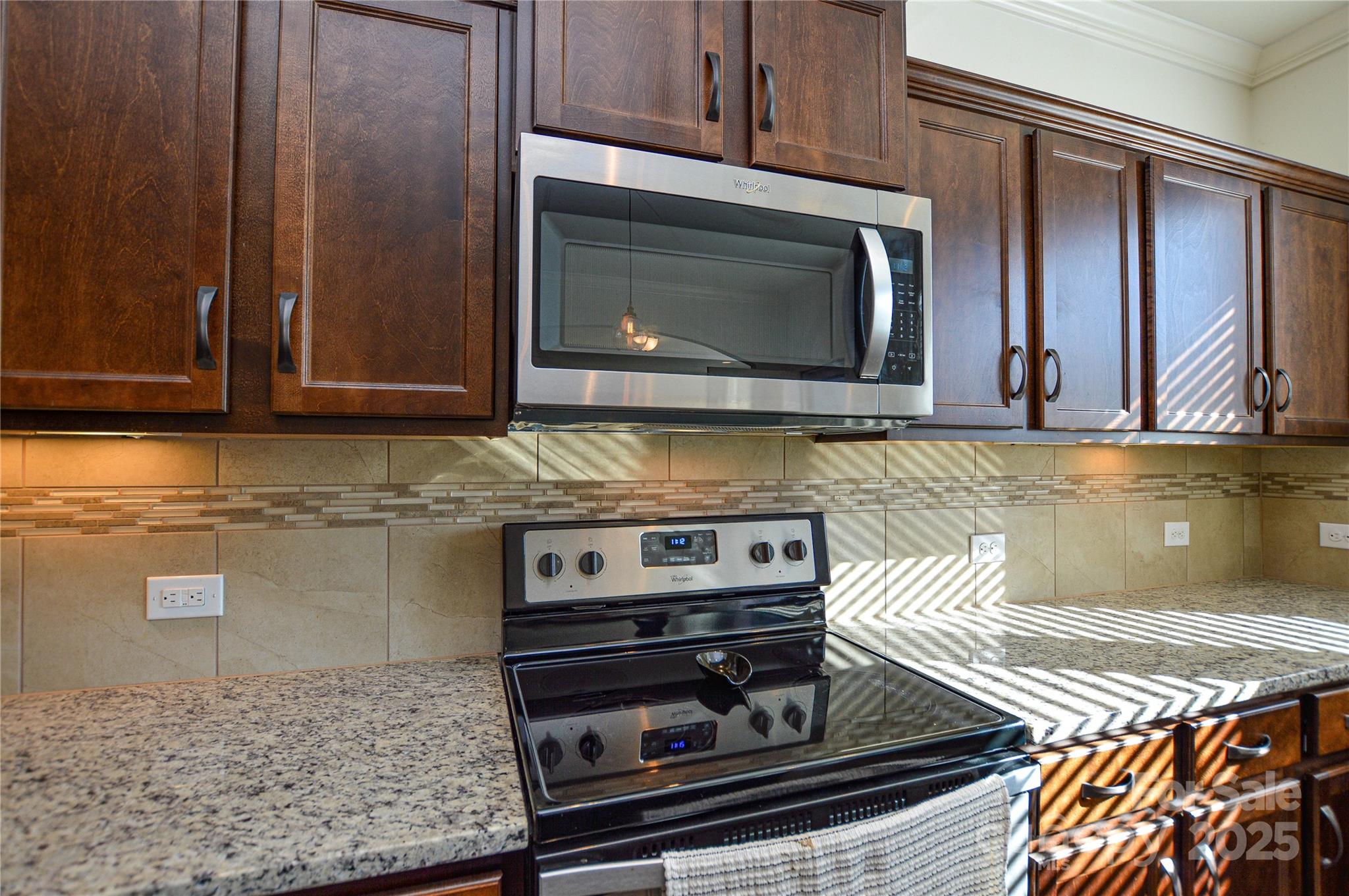 4418 Huntley Glen Drive
