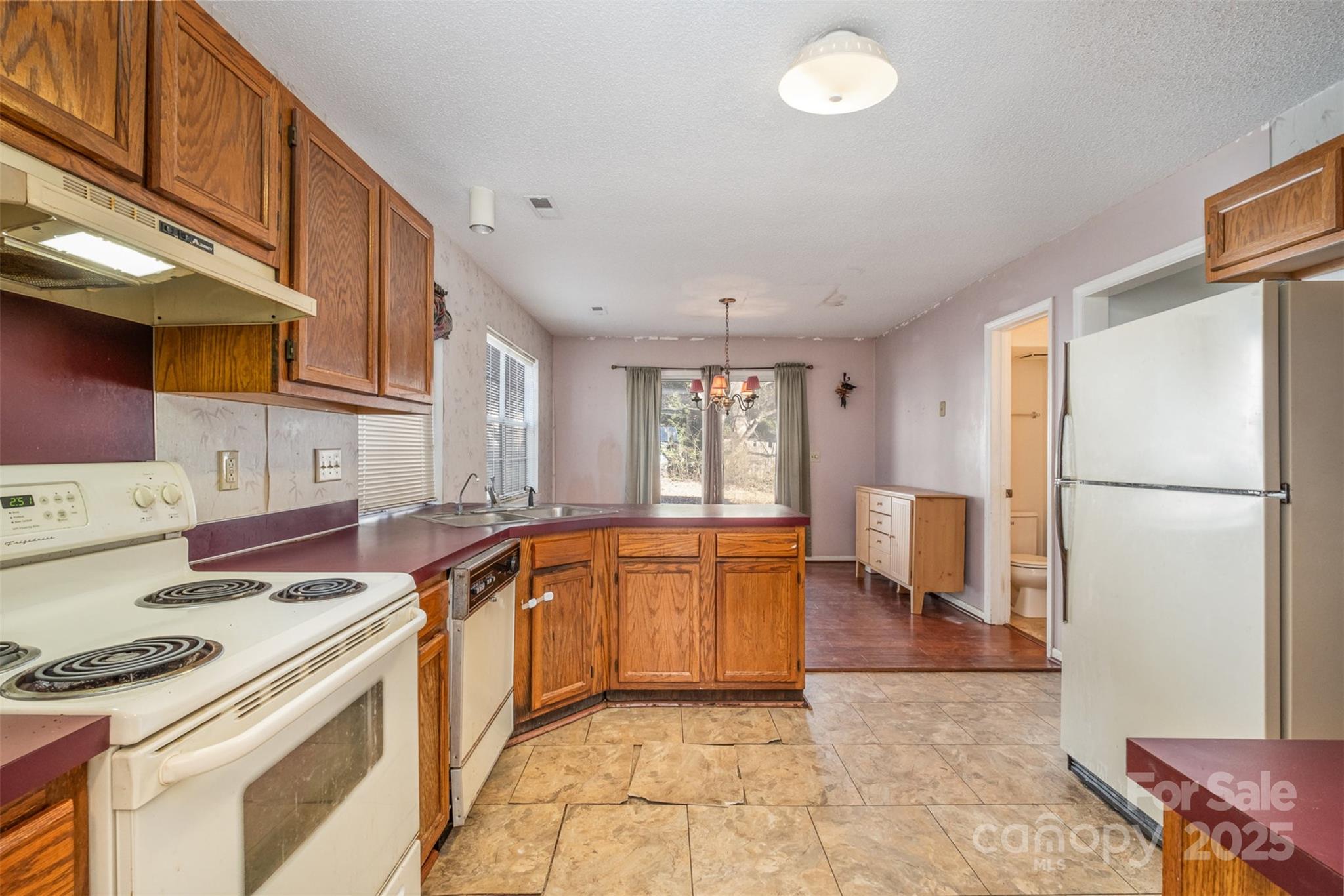 9336 Amy Drive