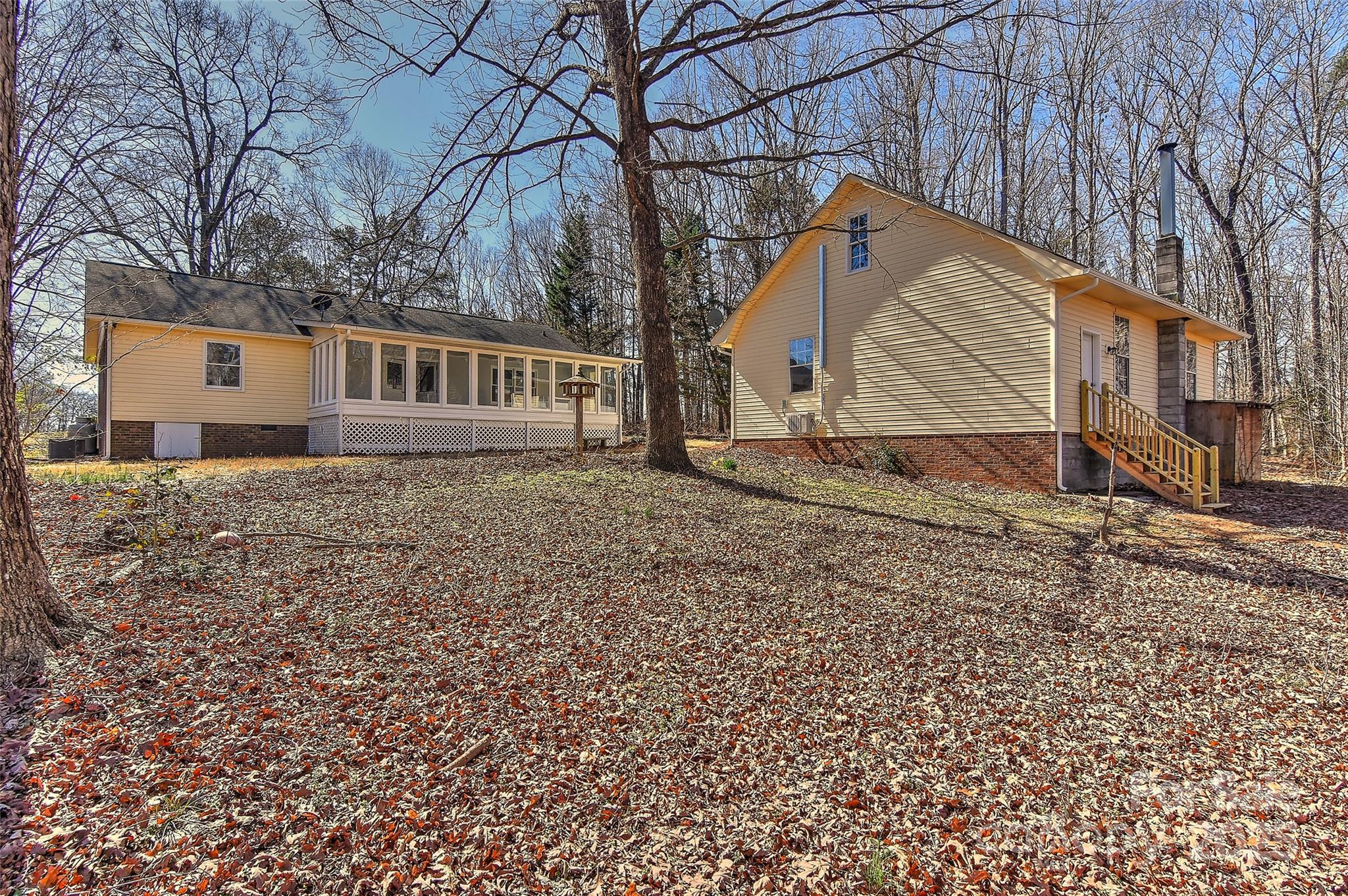 2205 E Brief Road