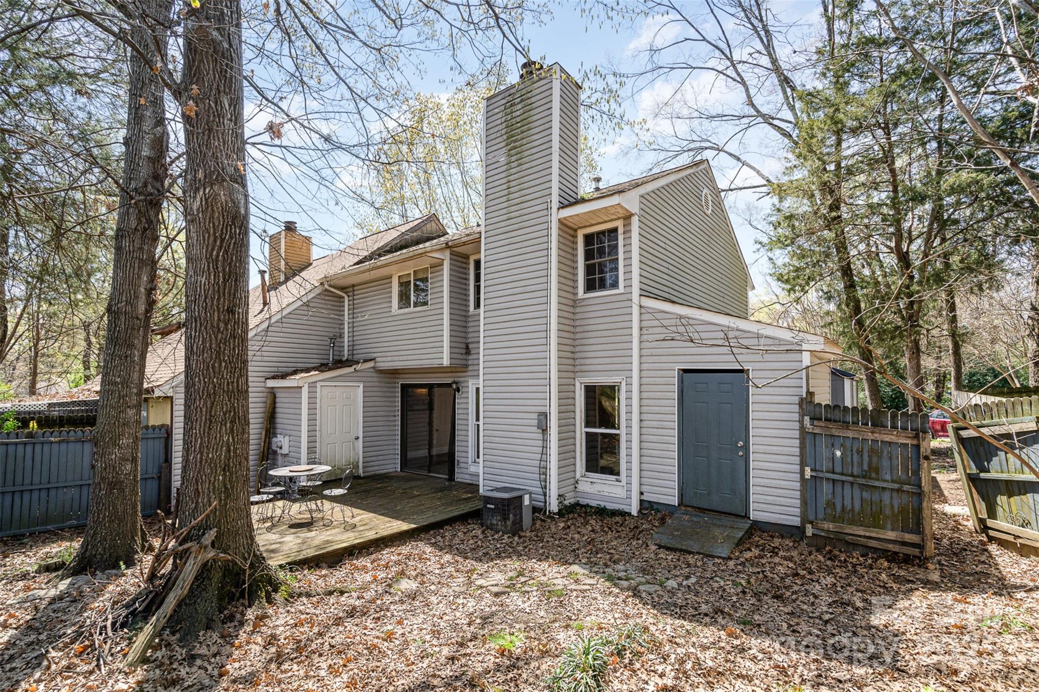 10301 Osprey Drive