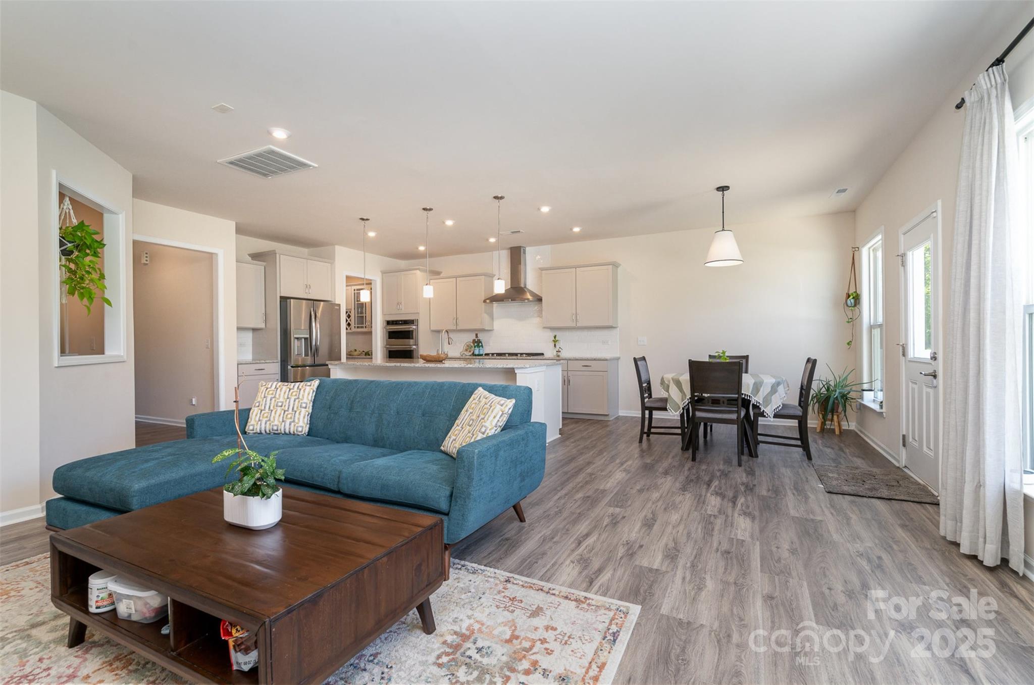 1003 Dorsey Drive